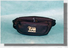 fanny pack in black